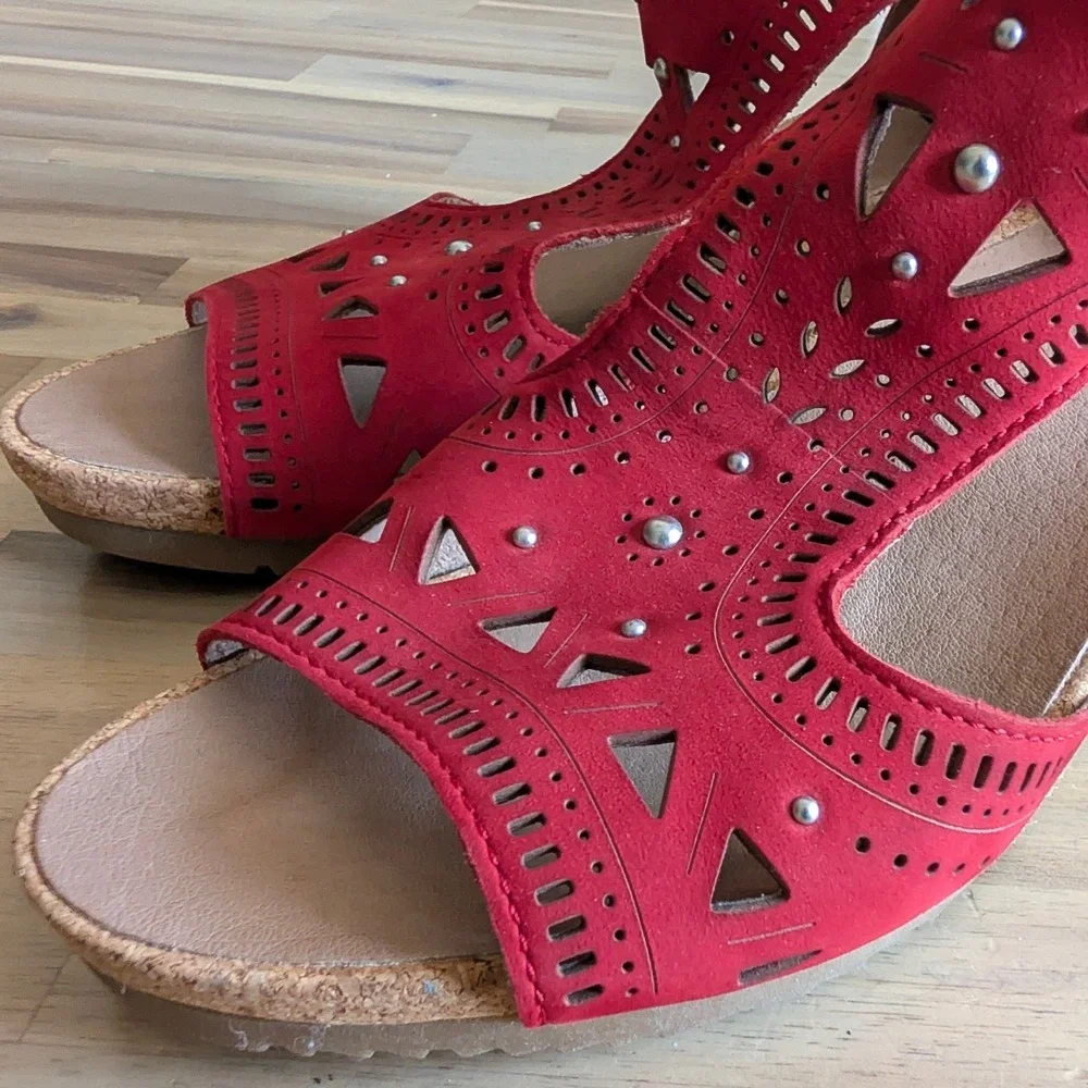 EARTH Origins Attalea‎ Barbuda leather Espadrille Wedge Sandals Size 7 NWOT